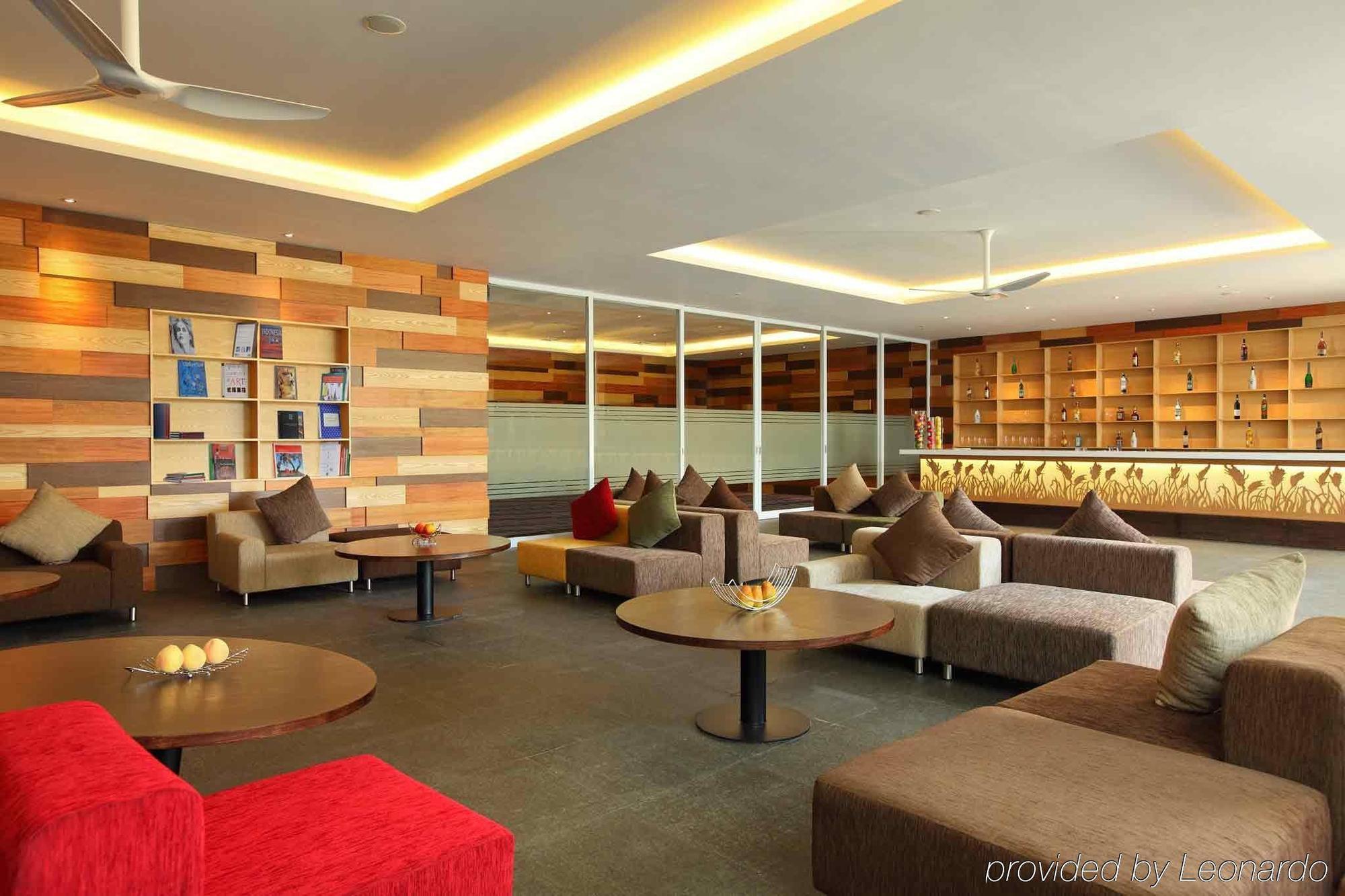 Harvestland Hotel Bali 庫塔 内观 照片