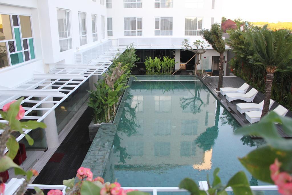 Harvestland Hotel Bali 庫塔 外观 照片