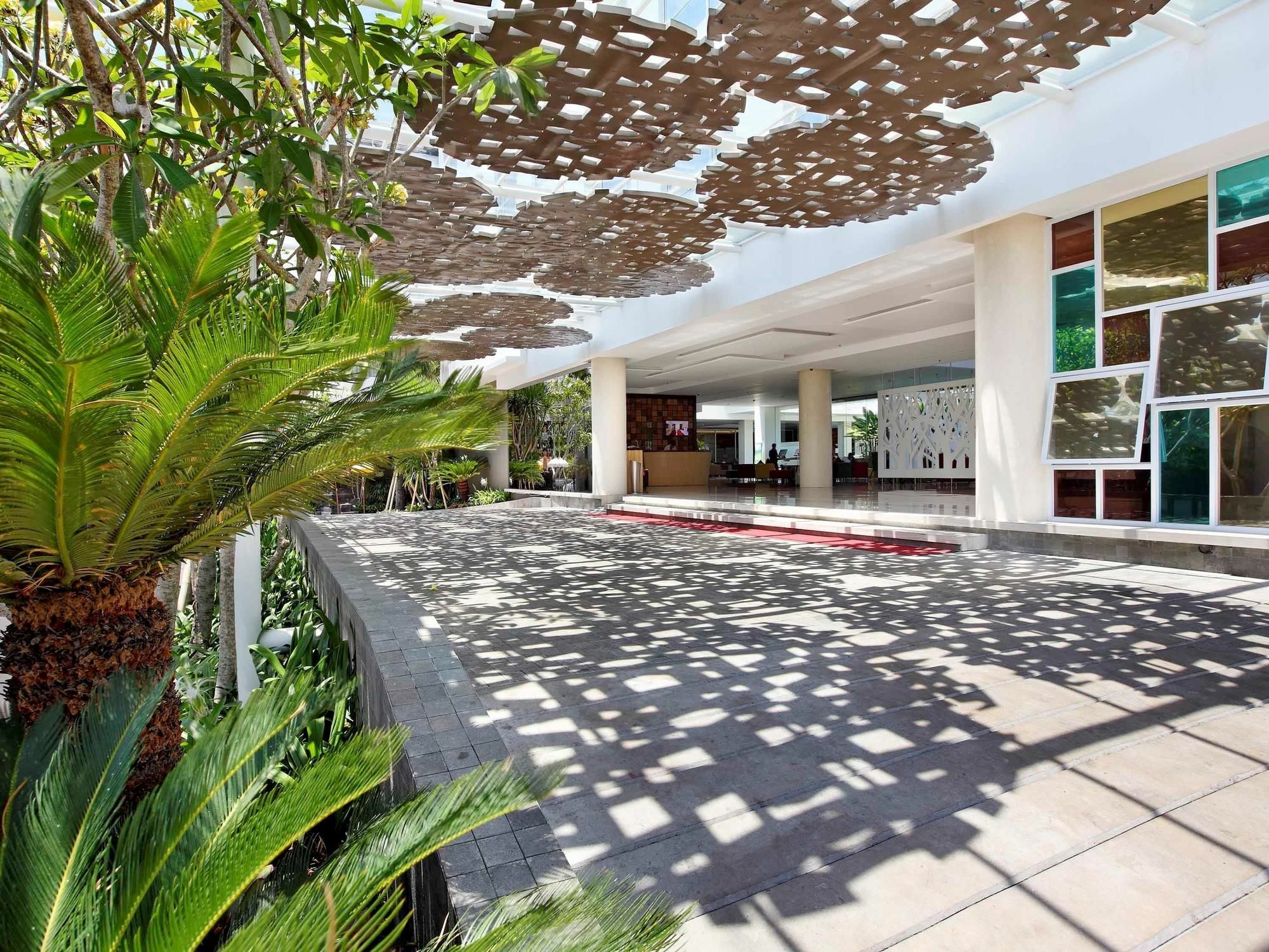 Harvestland Hotel Bali 庫塔 外观 照片
